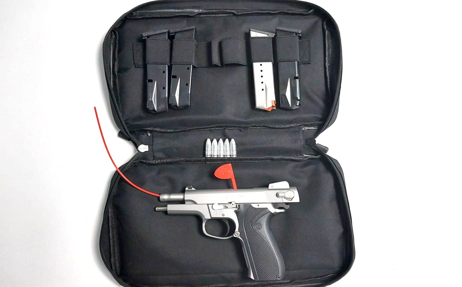 Pistole S&W Modell 5906, 4 Magazine, 5 Pufferpatronen, Waffentasche – Bild 1