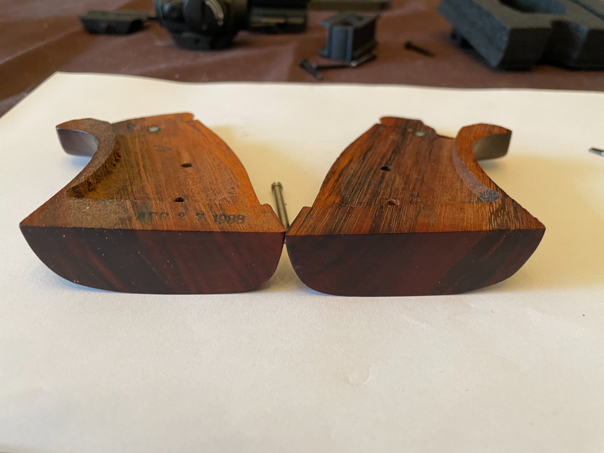 Original Smith & Wesson, S&W, Griffschalen N-Rahmen/frame, Square Butt, eckiger Griffrahmen, – Bild 4