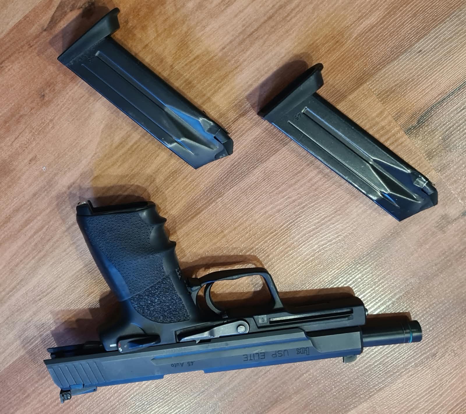 Heckler & Koch Pistole USP Elite Kaliber .45 Auto mit Wechselsystem 9x19mm im Koffer – Bild 11