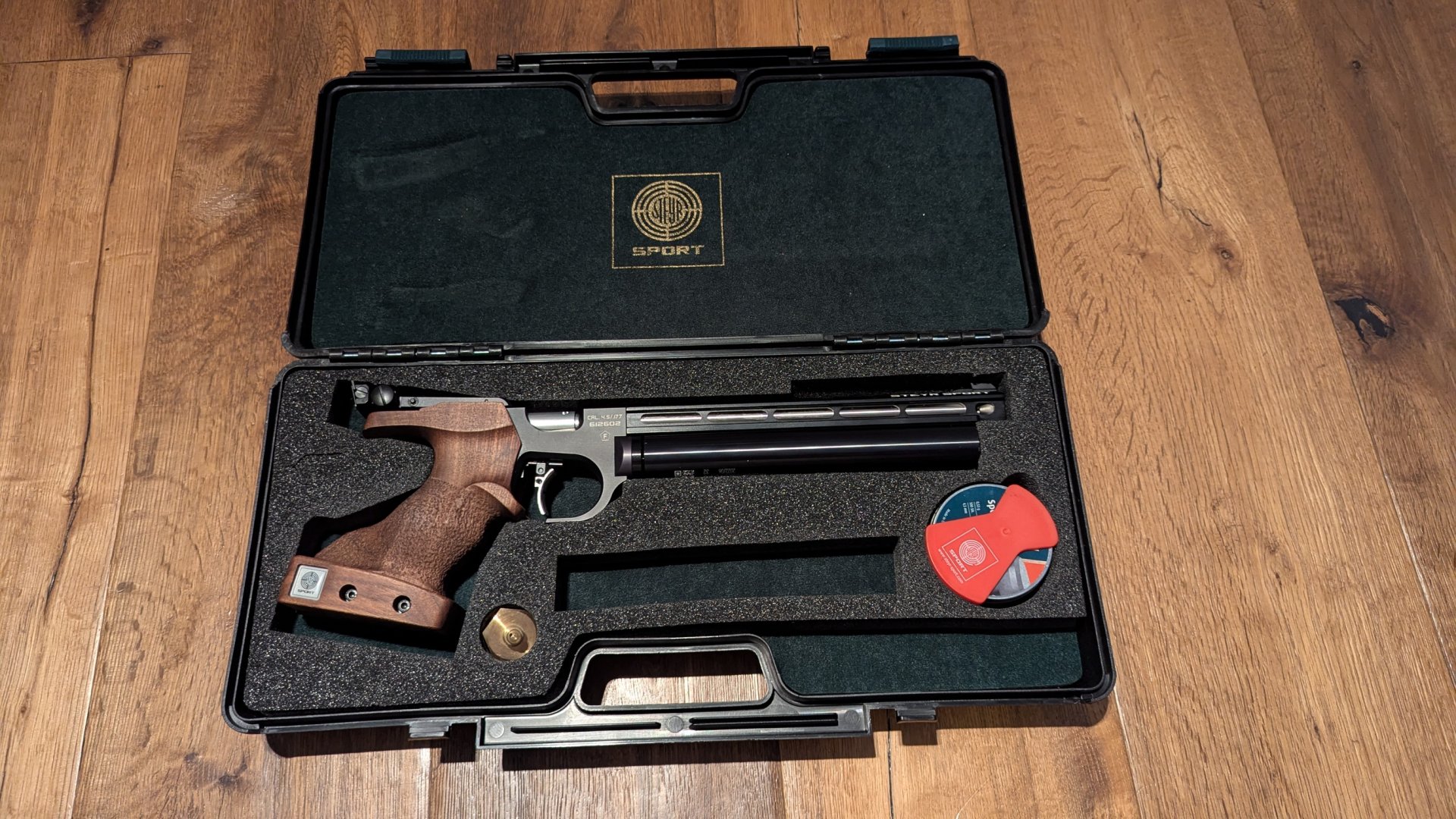 Match Luftpistole Steyr LP EVO 10-E rechts M schwarz – Bild 1