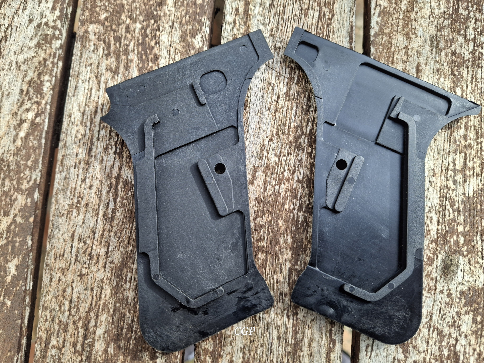 Heckler & Koch H&K P7 PSP Griffschalen mit Fingerauflage - selten ! – Bild 3