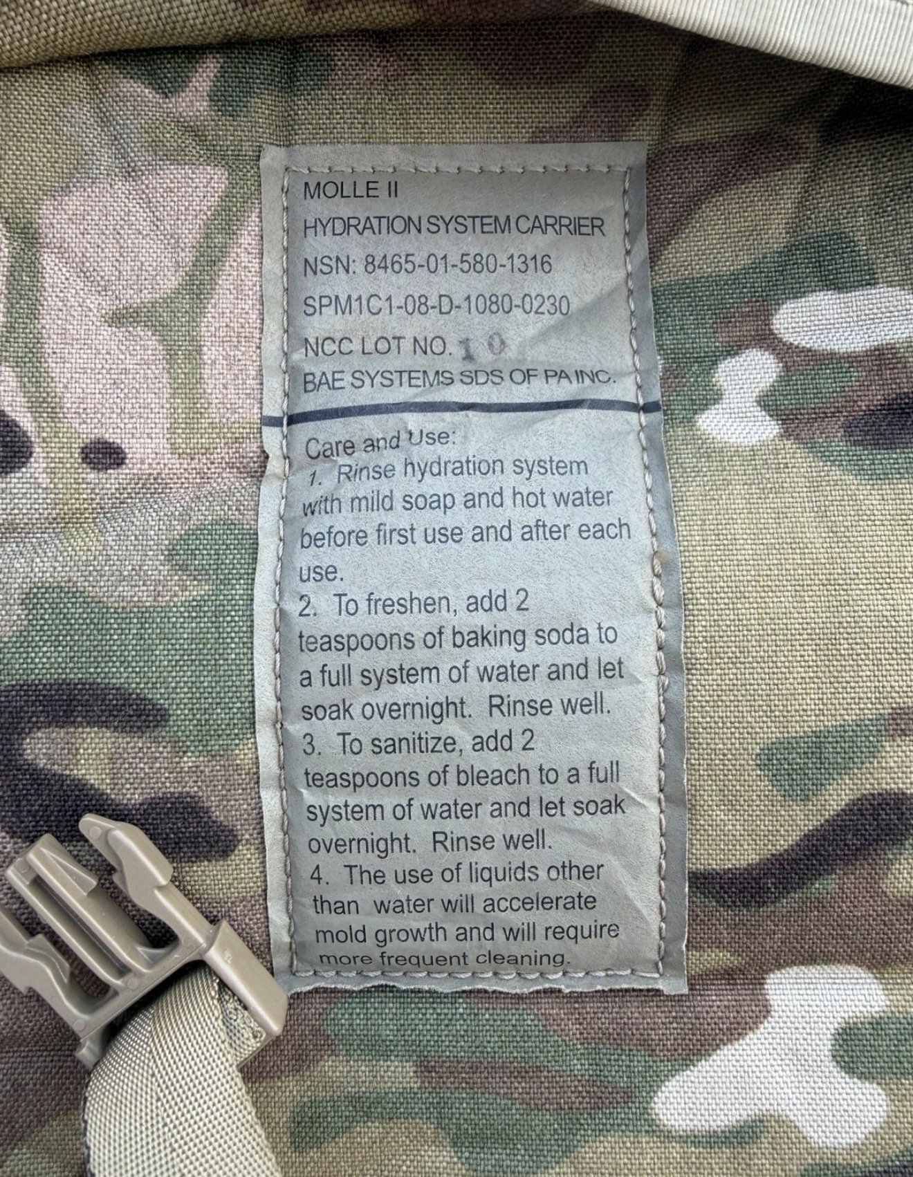 US Army MOLLE II Hydration System Carrier mit dem aktuellen Tarnmuster der US-Streitkräfte – Bild 2