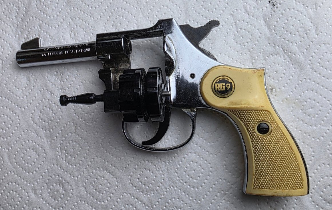 RÖHM RG 9 – PTB 46-69 – 6 mm Flobert Knall – früher Schreckschussrevolver – Bild 3