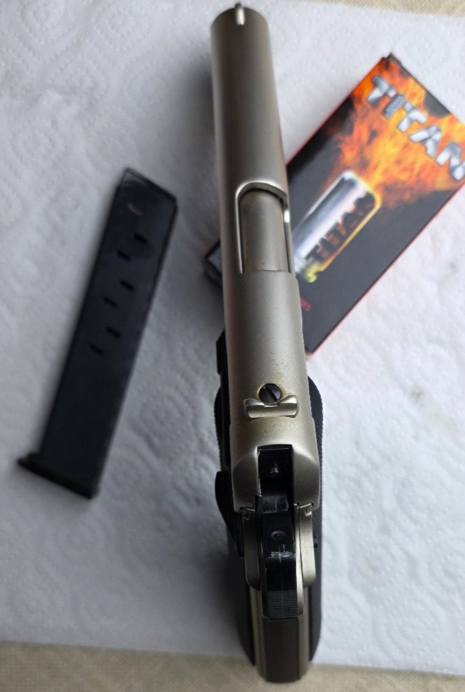COLT GOVERNMENT 1911 A1 – PTB 638 – 9 mm P.A.K. – silberfarbene Ausführung – Bild 4
