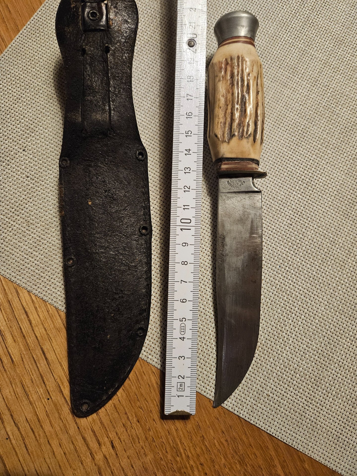 Historisches Jagdmesser F. A. Kirschbaum Solingen – Ehrliche Patina & Scheide – Bild 2