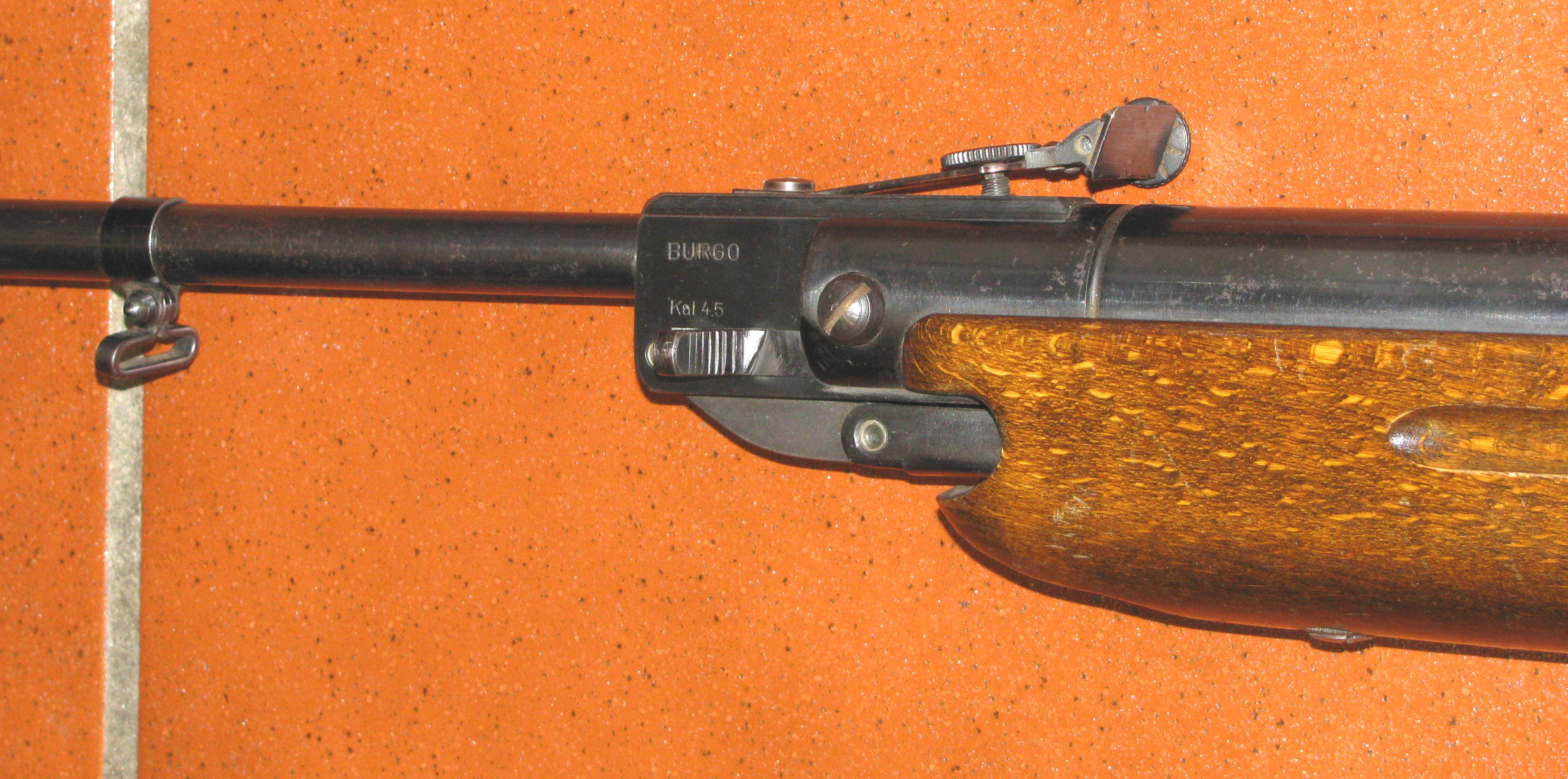 Altes BURGO Luftgewehr in Kal. 4,5mm mit der Nummer 124850 ohne F - Zeichen, lange vor 1970 – Bild 3