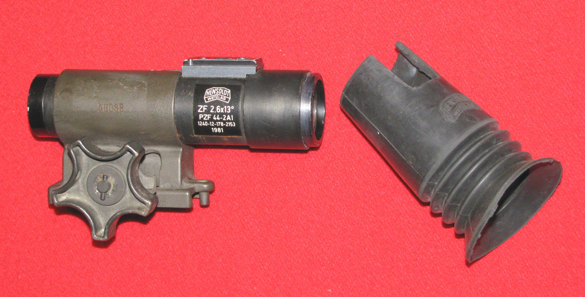 ZF / Zielfernrohr, eine Zieloptik von HENSOLDT für die Panzerfaust 44 – Bild 2