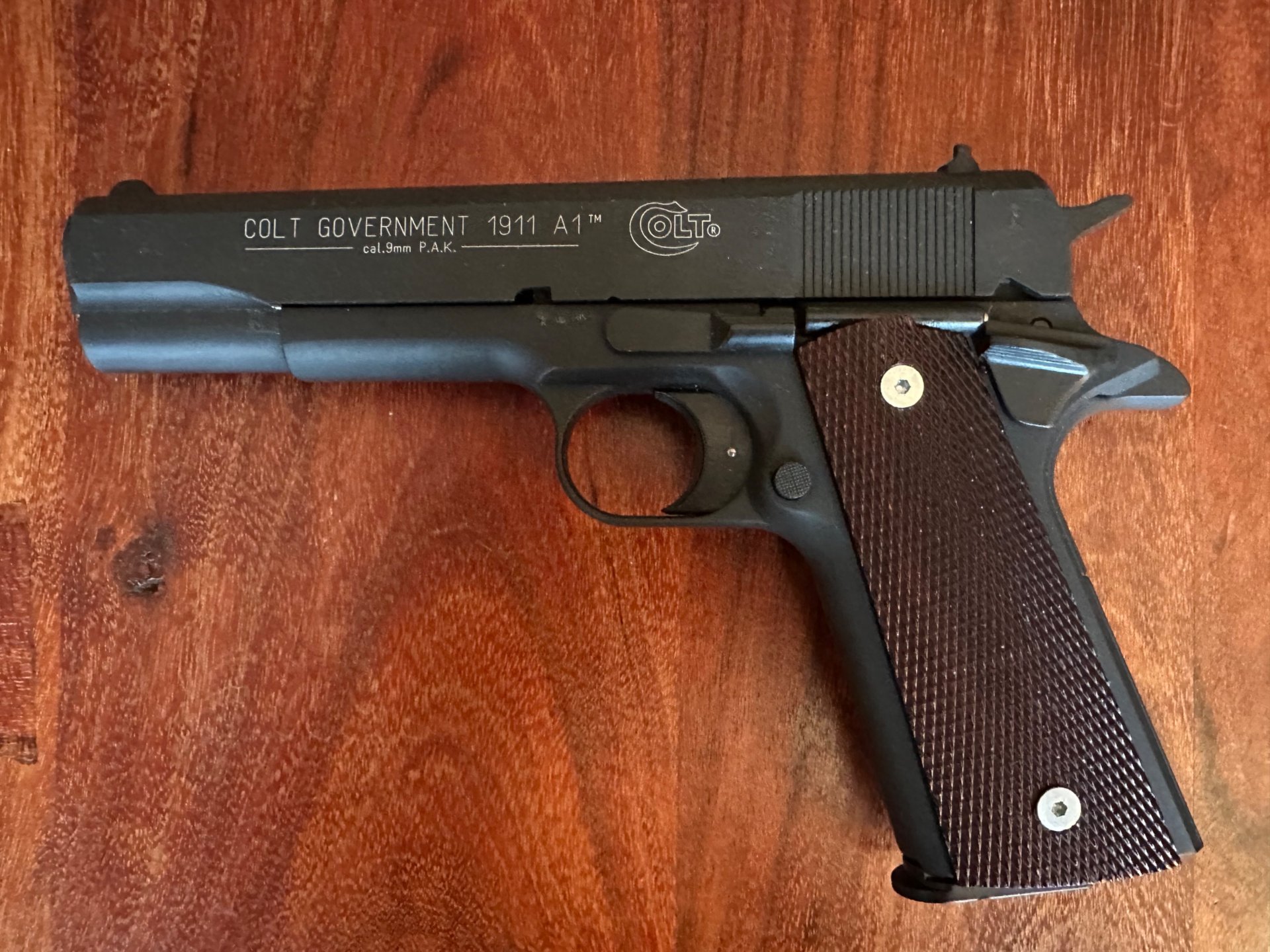 Colt Government 1911 A1 – Bild 2