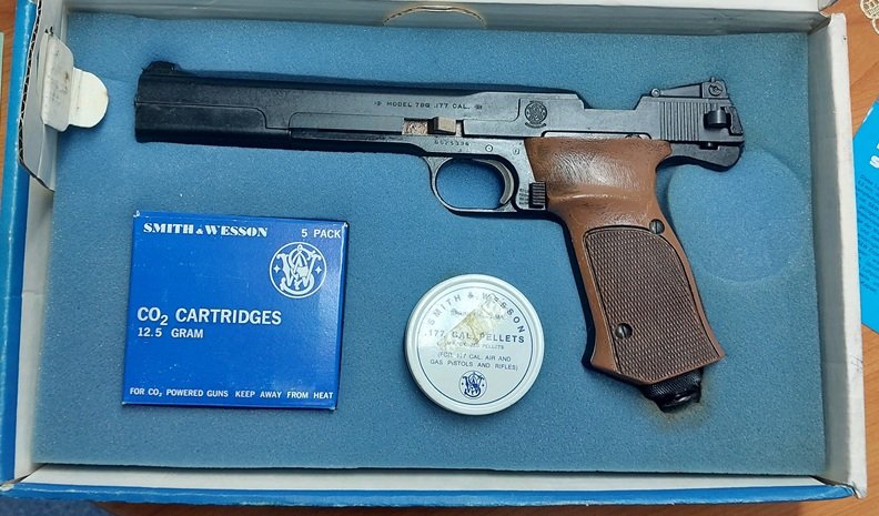 Original Smith & Wesson CO2-Pistole 79G – Bild 3