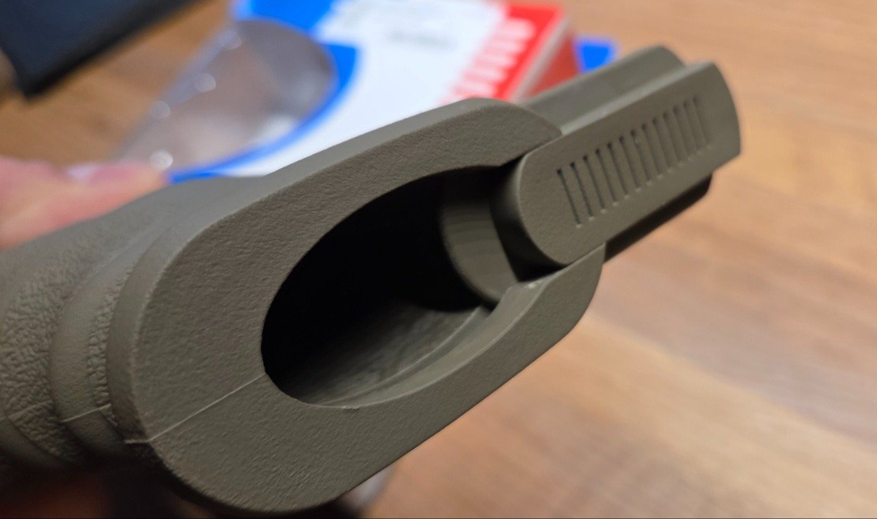 AR15 UTG sniper grip FDE - Neu ! – Bild 5