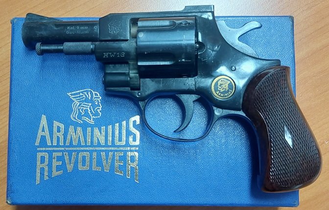 Schreckschussrevolver Arminius HW 1 G – Bild 1