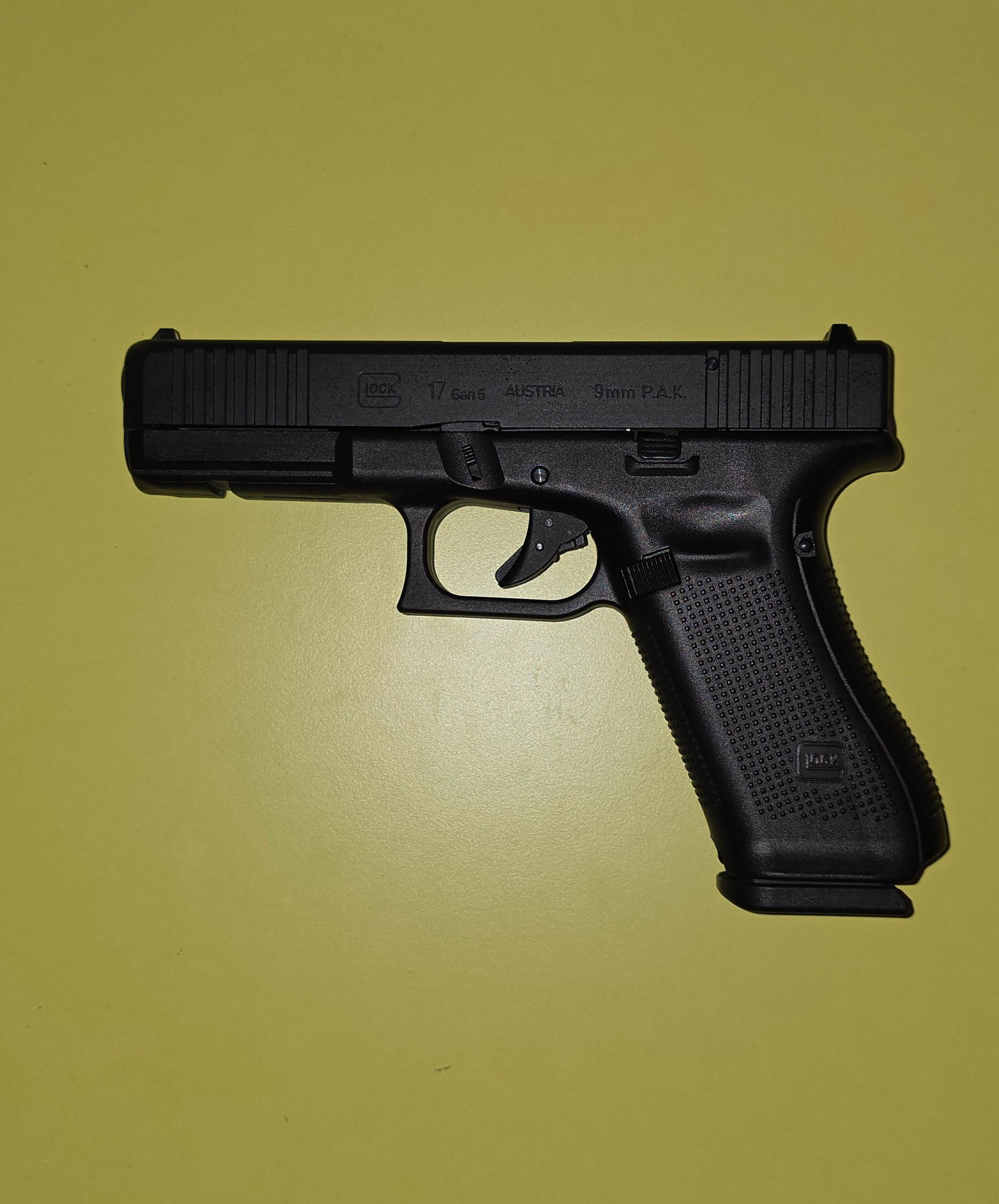 Glock 17 Gen.5 First Edition 9mm P.A.K – Bild 3