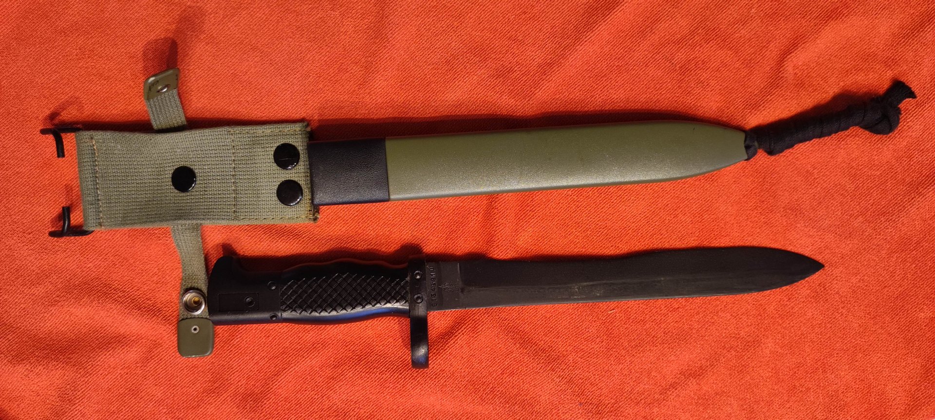 Bajonett Spanisch Macheten-Bajonett für Karabiner FR8 neuwertig – Bild 1