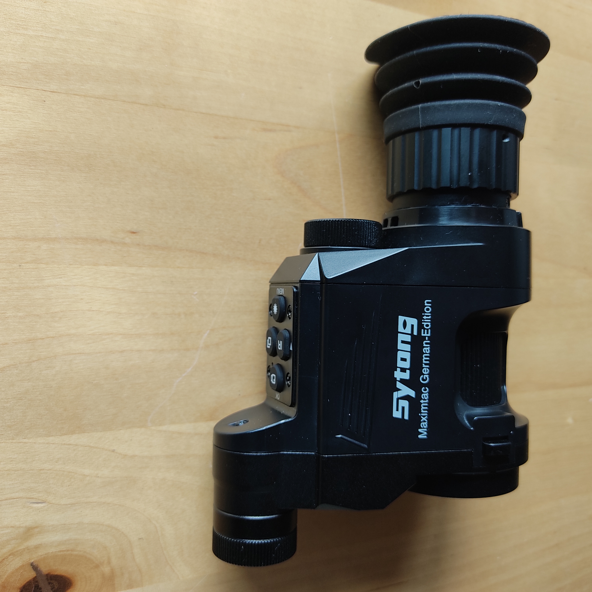 Sytong HT-66 German-Edition, Nachtsichtgerät + Universal Schnell-Adapter – Bild 2
