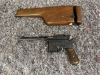 C96 mit Holzanschlagkasten, nummerngleiche Waffe im Bestzustand