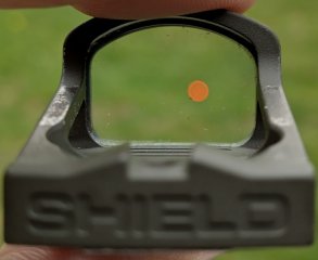 SHIELD Sights Red Dot 8 MOA in OLIV RMS2 inkl. Hood - IPSC PCSL BDMP BDS
