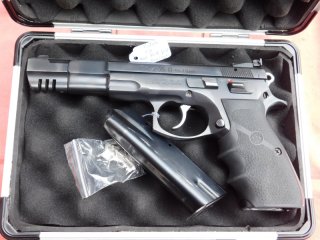 CZ 75 B Sport Kal. 9 mm Luger, 6 Zoll Lauf, im Koffer, top Zustand, super Waffe