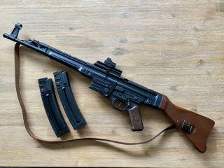 GSG Selbstladebüchse STG 44 im Kaliber .22 LR viel Zubehör