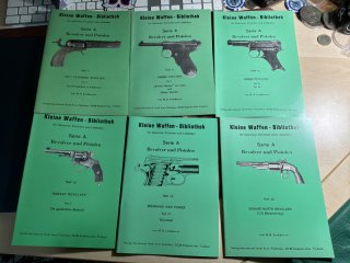 Lockhoven Kleine Waffen-Bibliothek, Konvolut 2, 6 verschiedene,