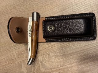 Hochwertiges Laguiole Le Fidele neu mit Leder Gürteltasche