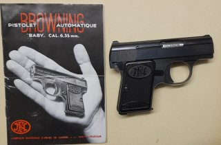 Pistole FN Baby mit Anleitung