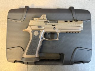 SIG Sauer P320 X5 DH3 inkl. Romeo1 Pro | 4 Magazine | Top Zustand