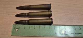 3 Stück .303 British Patronen aus dem Jahr 1944 von Greenwood & Batley (Leeds, UK)