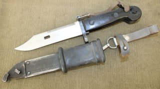 Bajonett AK47/59 mit Blechscheide