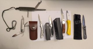 Konvolut an Messern