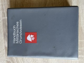 NVA Handbuch Militärisches Grundwissen 1972
