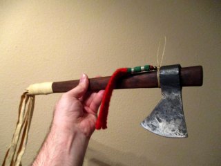 Tomahawk bzw. Beil für Indianer-/ Trapper-/ Westernfans, schöne Deko
