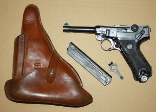orig. DDR VoPo P08 Luger Pistole "S/42 1938" im Kal. 9x19 mit Holster & Zubehör -GELEGENHEIT-