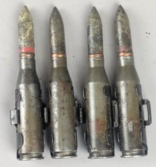 15MM MG151/15 PANZERGRANATPATRONE MIT GURTGLIED