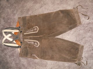 Lederhose mit Trägern Hirschleder