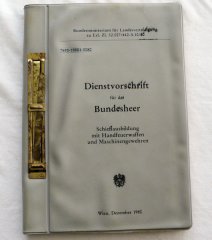 Dienstvorschrift Österreich – Walther P38 – Stg77 – Steyr AUG – Original