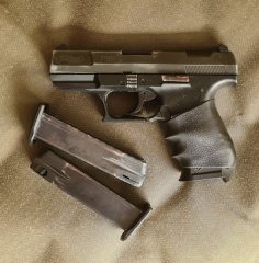 Walther P99 + 2 Magazine + Holster Schreckschuß 9mm PAK James Bond