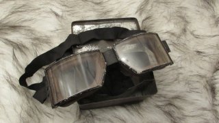 ORIGINAL WK 1 PILOTEN BRILLE MOTORKRAFT FAHRER BRILLE IN ORIGINAL BOX