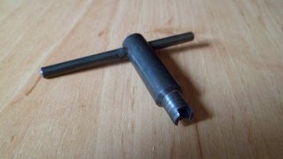 Piston Schlüssel UNBEKANNT
