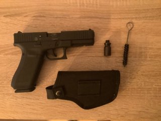 Glock 17 Gen5 Schreckschuss Pistole 9mm P.A.K.