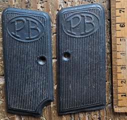 Original Beretta Griffschalen (Mod. 1915/19 / 1922) – Vintage Blech mit PB-Logo & Schrauben