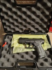 Walther P22 Ready Schreckschuss Pistole 9mm P.A.K. brüniert