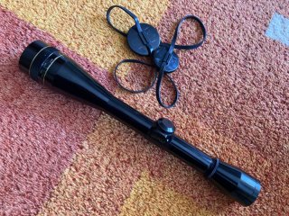 Zielfernrohr Leupold 12x mit Crosshair / Dot Absehen
