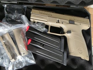 CZ P-10 C OR FDE-Cerakote 9mm Luger, neu !