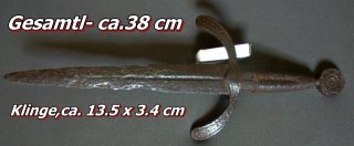 Origin," Linke Hand Dolch , mit Spuren der Zeit.."