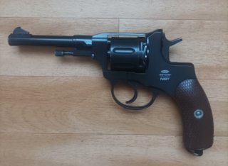 Gletcher Nagant Revolver, 4,5 mm BB Co2