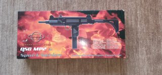 AEG Uzi