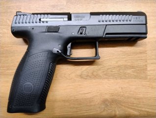 CZ P-10 F (9 mm Luger) – mit 6 Magazinen, Holster & viel Zubehör