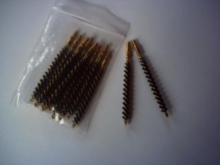 Dewey Nylon-Bürsten .35/9mm