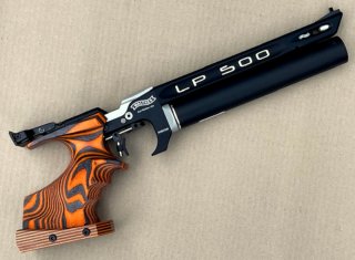 PRESSLUFTPISTOLE WALTHER LP500 EXPERT "ORANGE - GRIFF" - 2 X Alu-Kartusche