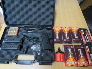 Walther PP-9mm P.A.K.Neuwertig mit viel Zubehör